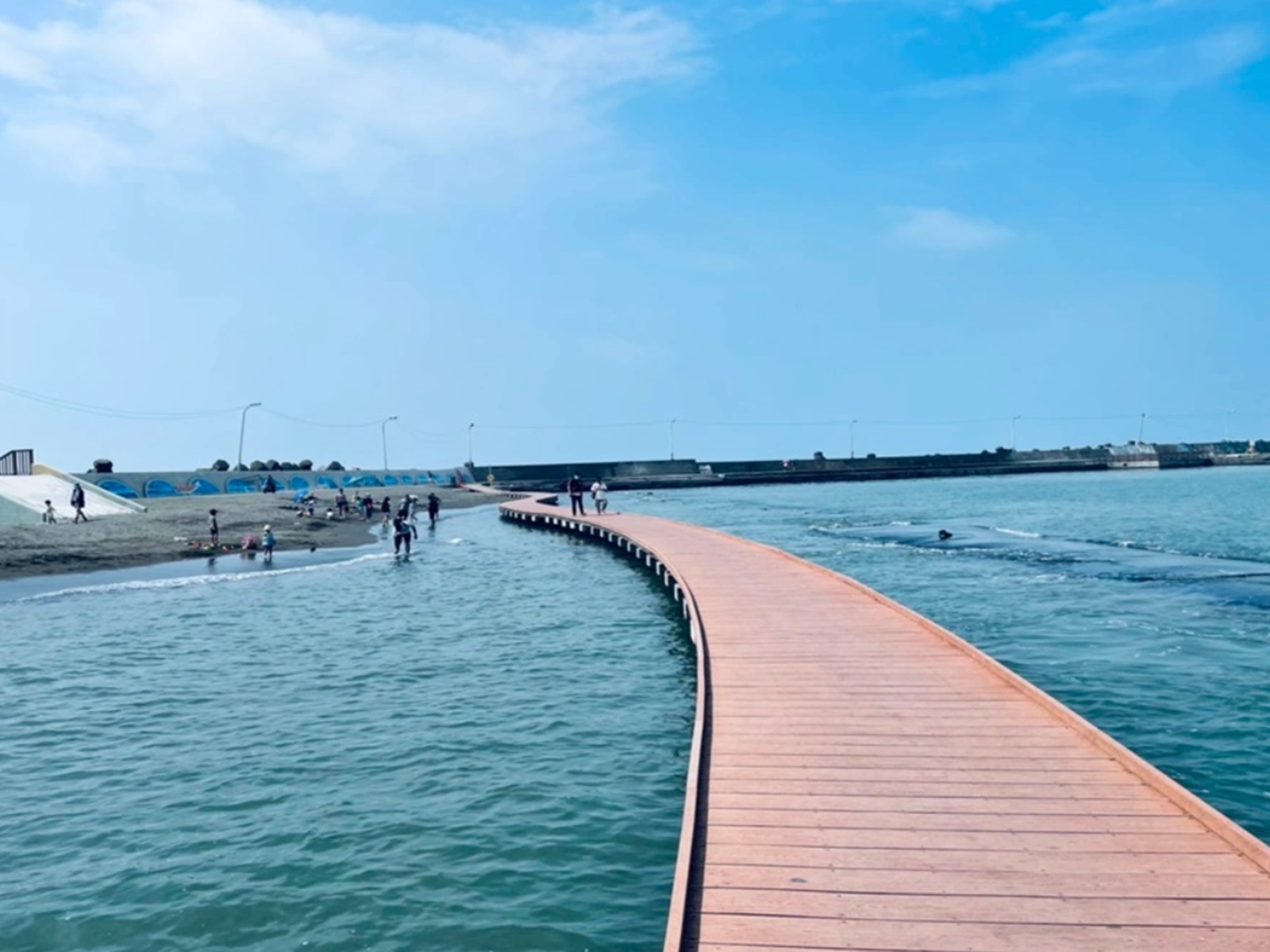 彌陀漁港海岸光廊