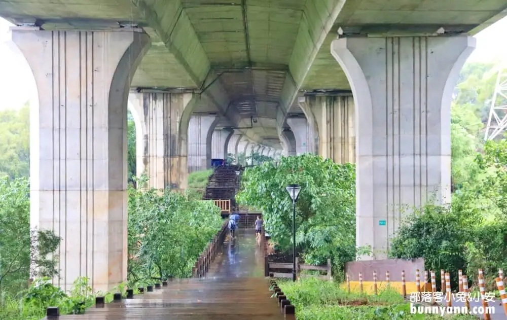 台中【沙鹿休閒景觀步道】來回一小時輕鬆走的地底小長城步道 @小兔小安*旅遊札記