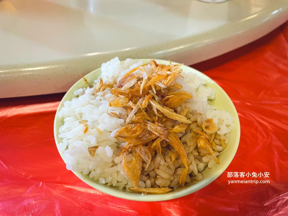 鹿谷鄉【35甕缸雞鹿谷總店】必吃藥膳竹筒蝦、甕缸雞和小卷米粉湯，每一道都無雷！