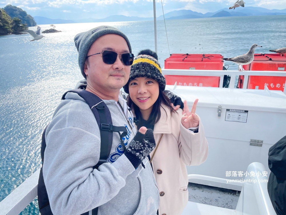 日本京都【伊根灣舟屋遊覽船】小漁村內的優質搭船餵海鷗活動