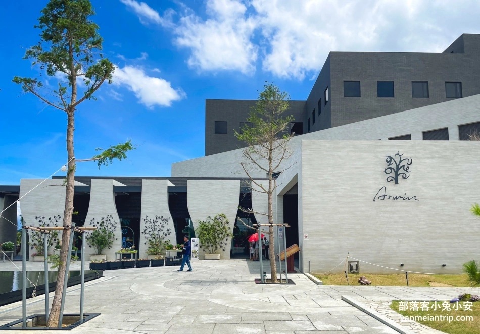 台南【雅聞湖濱療癒森林】是谷歌4.4顆星的高評價保養品觀光工廠