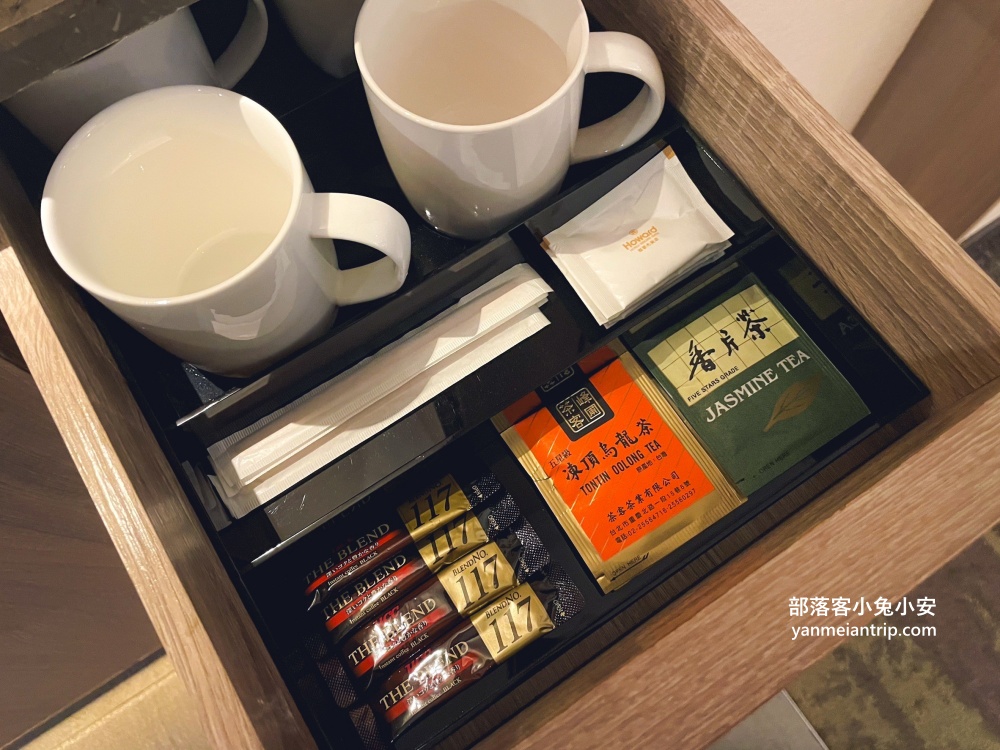 台中福華大飯店，房間重新翻修等級瞬間提升，晚上可以喝調酒真棒