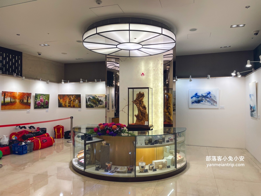 台中福華大飯店，房間重新翻修等級瞬間提升，晚上可以喝調酒真棒