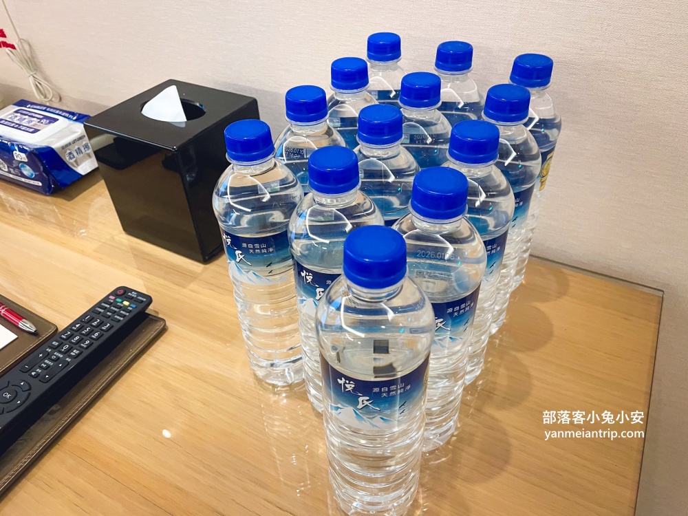 【瓏山林台北中和飯店】一泊二食玩樂餐飲住宿指南，室內三溫暖、酒吧、甜點、德國豬腳全攻略!