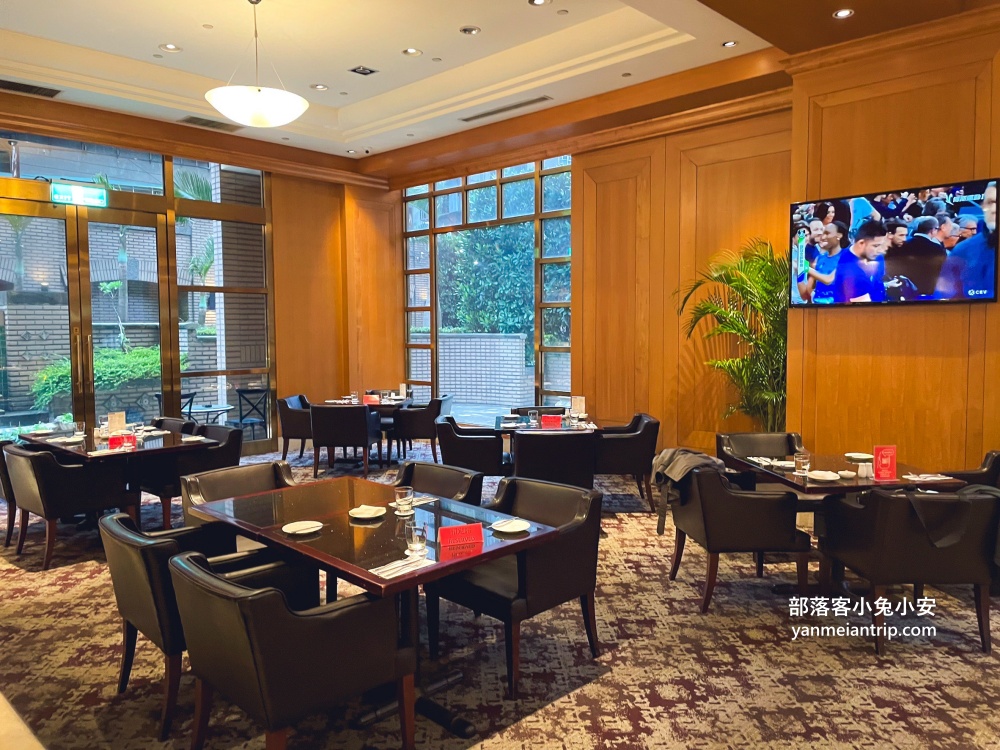 【瓏山林台北中和飯店】一泊二食玩樂餐飲住宿指南，室內三溫暖、酒吧、甜點、德國豬腳全攻略!