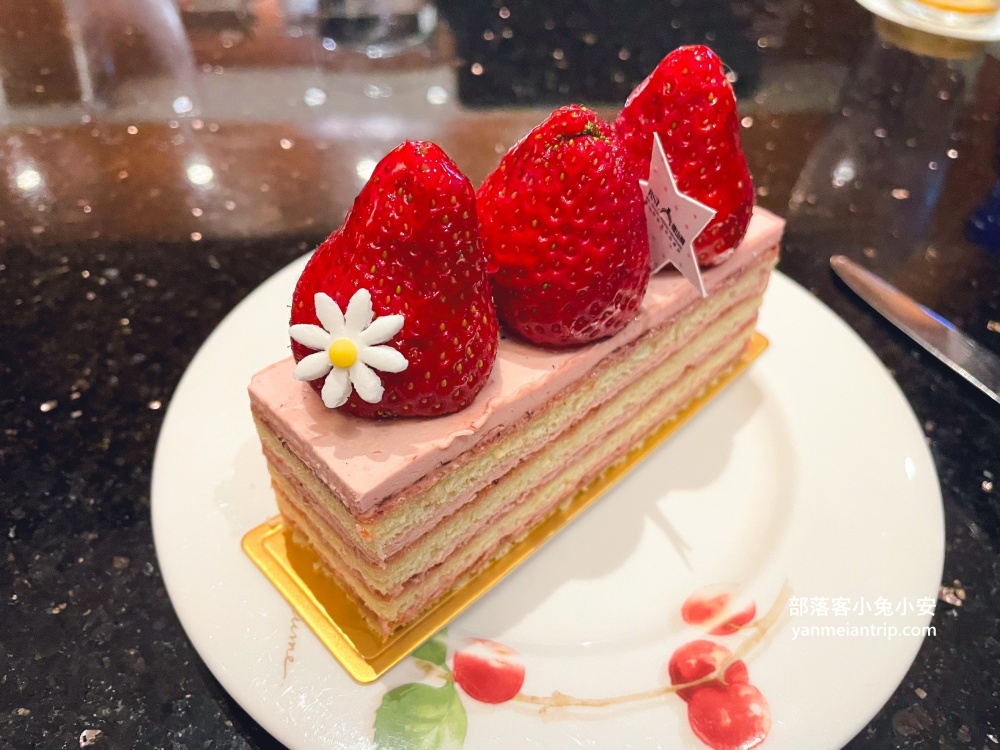 【瓏山林台北中和飯店】一泊二食玩樂餐飲住宿指南，室內三溫暖、酒吧、甜點、德國豬腳全攻略!