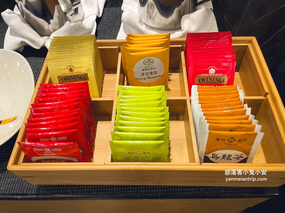 【瓏山林台北中和飯店】一泊二食玩樂餐飲住宿指南，室內三溫暖、酒吧、甜點、德國豬腳全攻略!