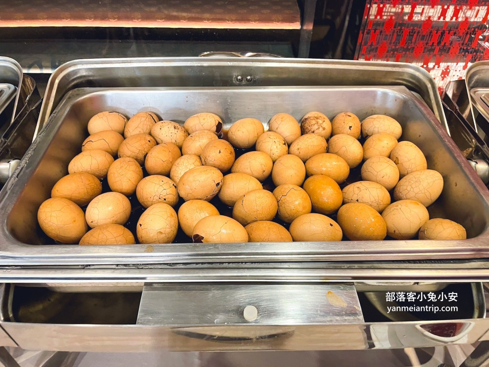 【瓏山林台北中和飯店】一泊二食玩樂餐飲住宿指南，室內三溫暖、酒吧、甜點、德國豬腳全攻略!