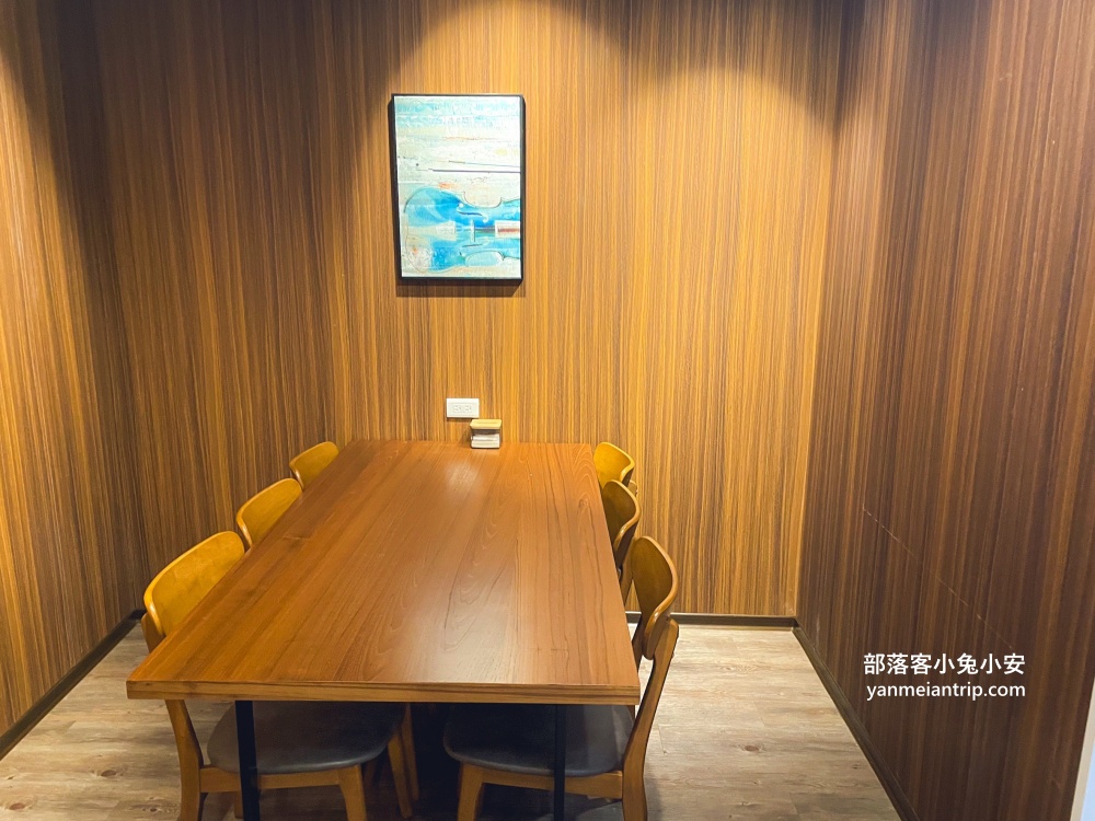 台北【Wineswee威士威酒食超市永春店】店內暢飲數款酒類只要290元，好划算！