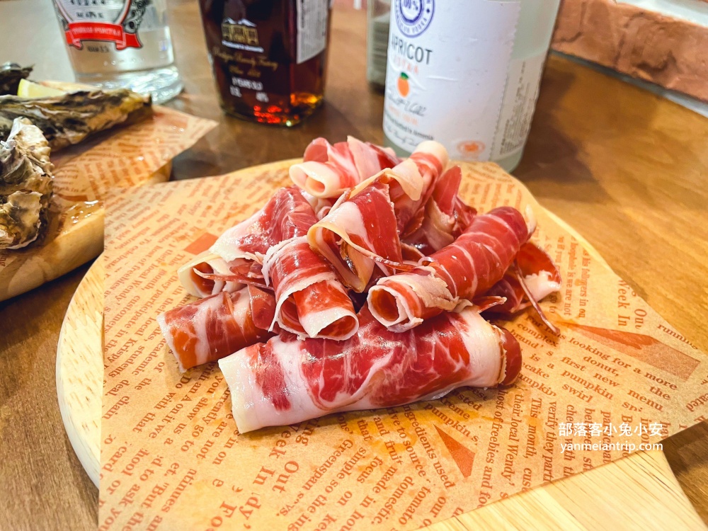 台北【Wineswee威士威酒食超市永春店】店內暢飲數款酒類只要290元，好划算！