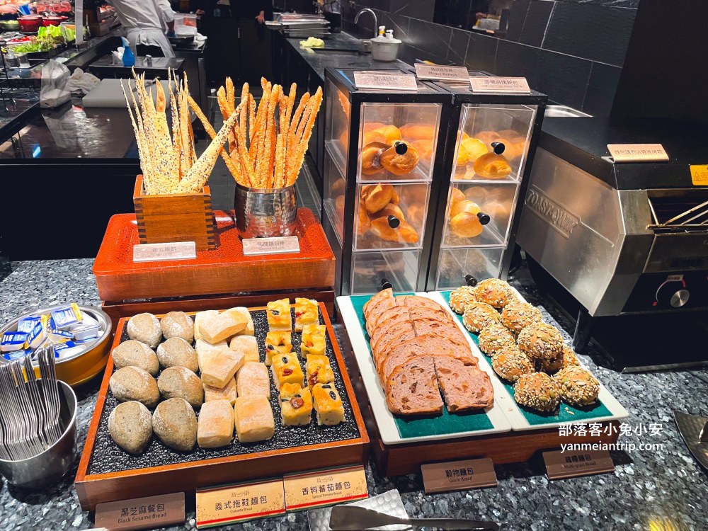 台北【島語自助餐廳】提供百道料理菜色的高級吃到飽餐廳