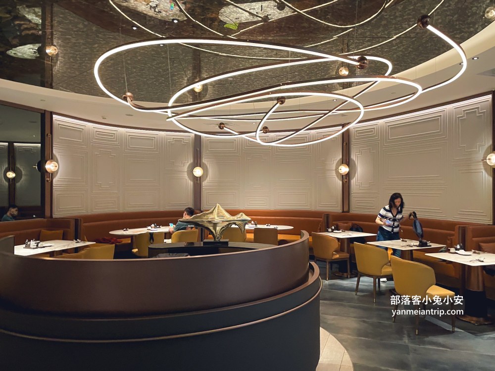 台北【島語自助餐廳】提供百道料理菜色的高級吃到飽餐廳