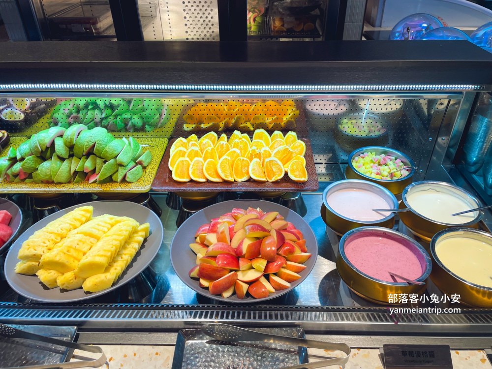 台北【島語自助餐廳】提供百道料理菜色的高級吃到飽餐廳