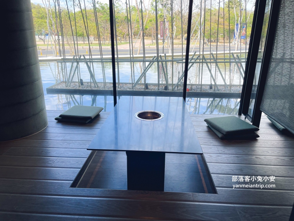 台南》碳佐麻里精品燒肉台南新興店，全台最大燒肉園區