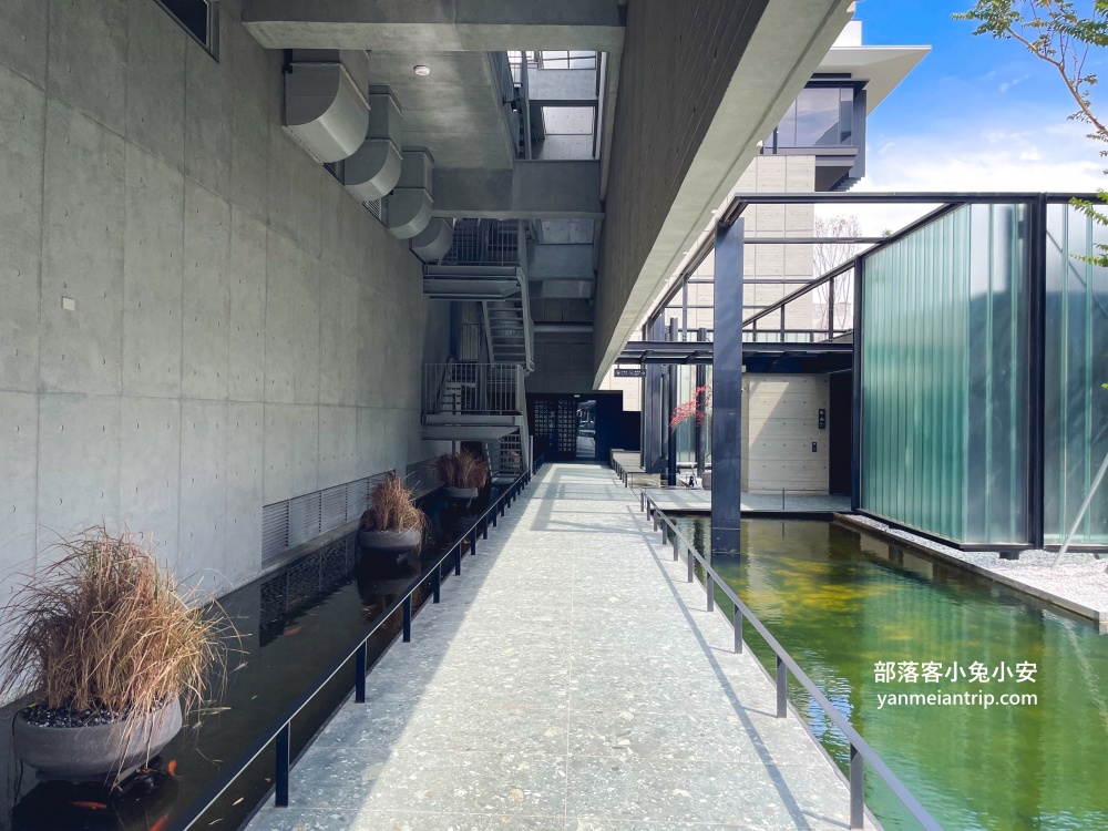 台南》碳佐麻里精品燒肉台南新興店，全台最大燒肉園區