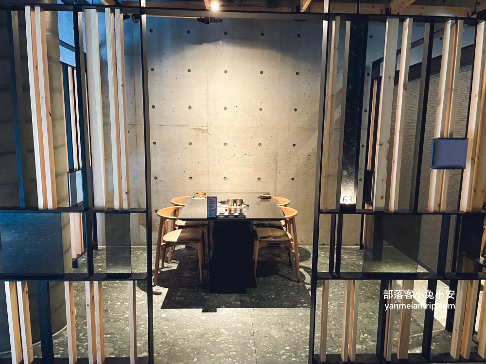 台南》碳佐麻里精品燒肉台南新興店，全台最大燒肉園區
