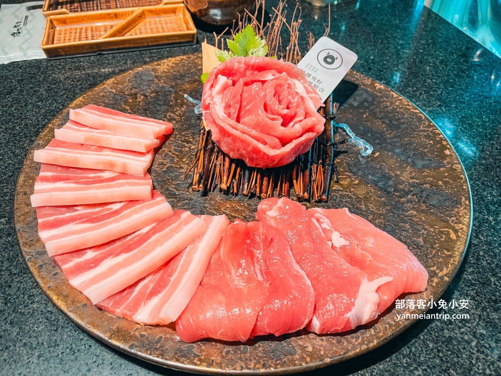 台南》碳佐麻里精品燒肉台南新興店，全台最大燒肉園區