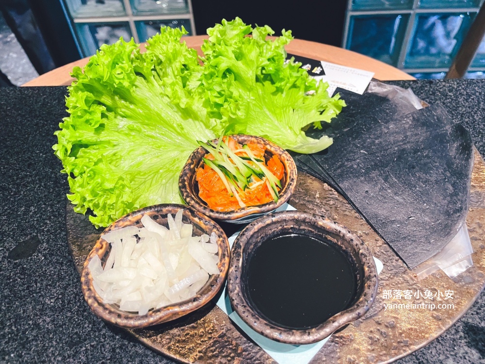 台南》碳佐麻里精品燒肉台南新興店，全台最大燒肉園區