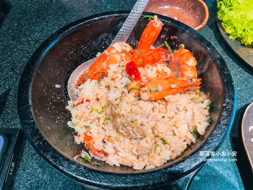 台南》碳佐麻里精品燒肉台南新興店，全台最大燒肉園區