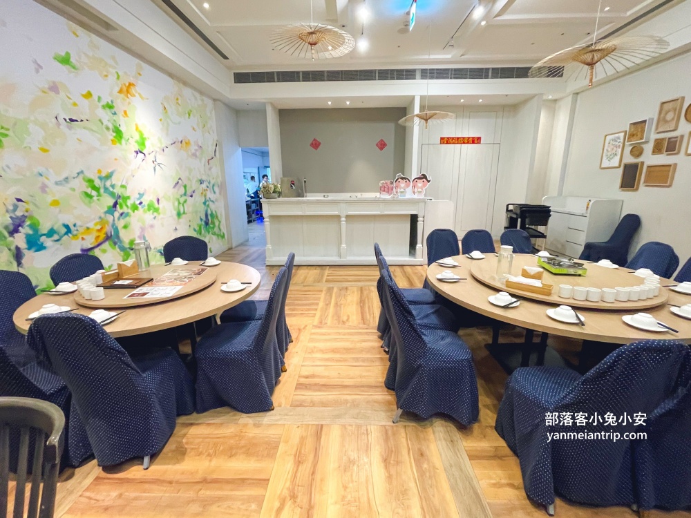 台北【柚子花花客家菜】位於商辦大樓內的客家菜餐廳，必吃桔香金棗豬與花花油雞!