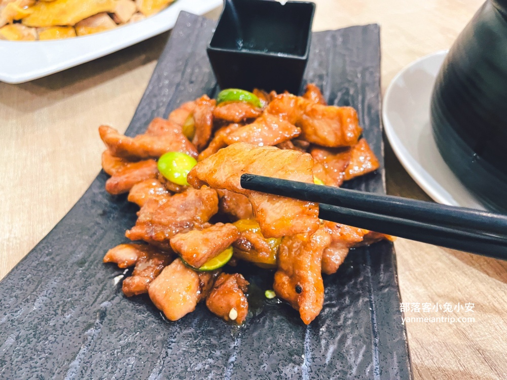 台北【柚子花花客家菜】位於商辦大樓內的客家菜餐廳，必吃桔香金棗豬與花花油雞!
