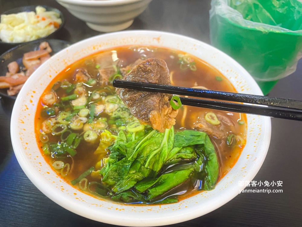 基隆正義路【牛膳坊】小巷弄內的高水準牛肉麵店(環境&菜單)