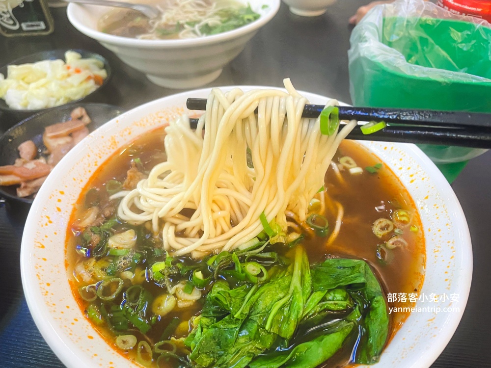基隆正義路【牛膳坊】小巷弄內的高水準牛肉麵店(環境&菜單)