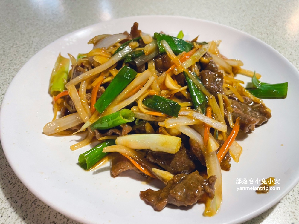 基隆【呷尚鱻餐廳】不在漁港邊，卻是海鮮平價的料理餐廳