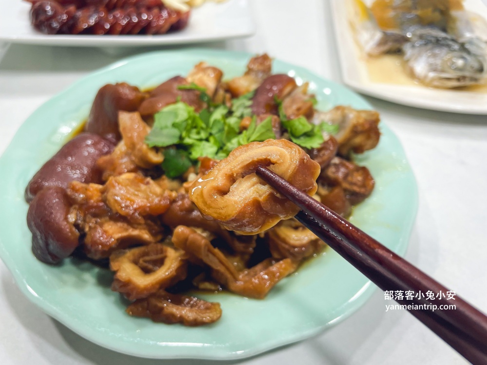【茂園餐廳】走進來一定要點白斬雞、花枝丸跟鹹冬瓜蒸午仔魚，好好吃!!