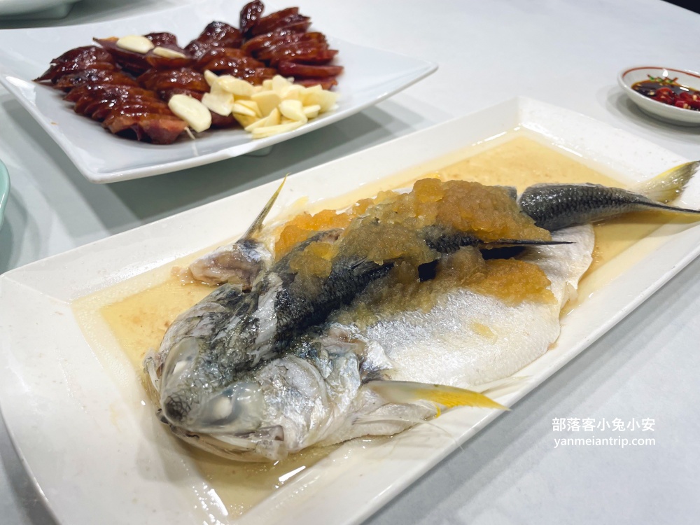 【茂園餐廳】走進來一定要點白斬雞、花枝丸跟鹹冬瓜蒸午仔魚，好好吃!!