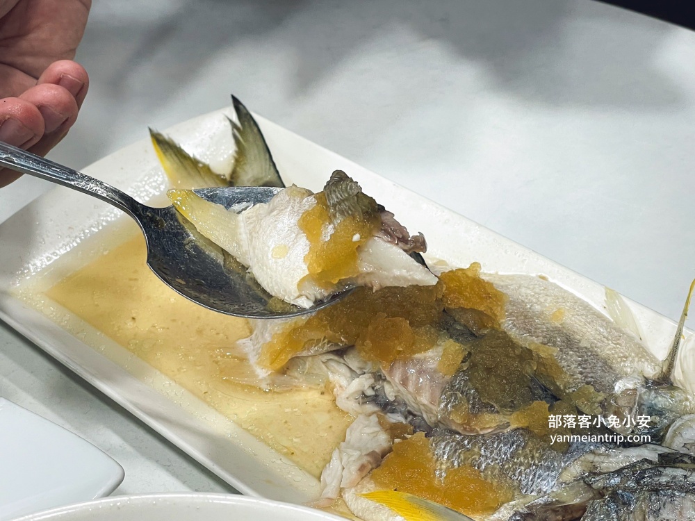 【茂園餐廳】走進來一定要點白斬雞、花枝丸跟鹹冬瓜蒸午仔魚，好好吃!!