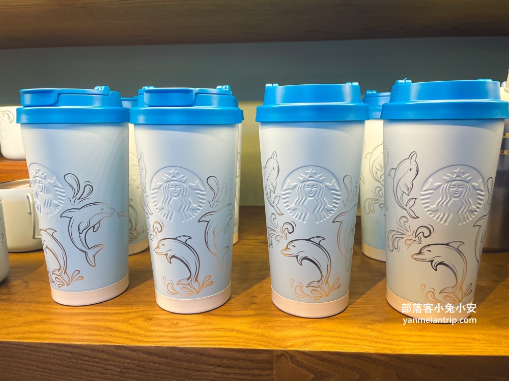 星巴克萬里門市，北海岸美麗白色風帆意象咖啡店