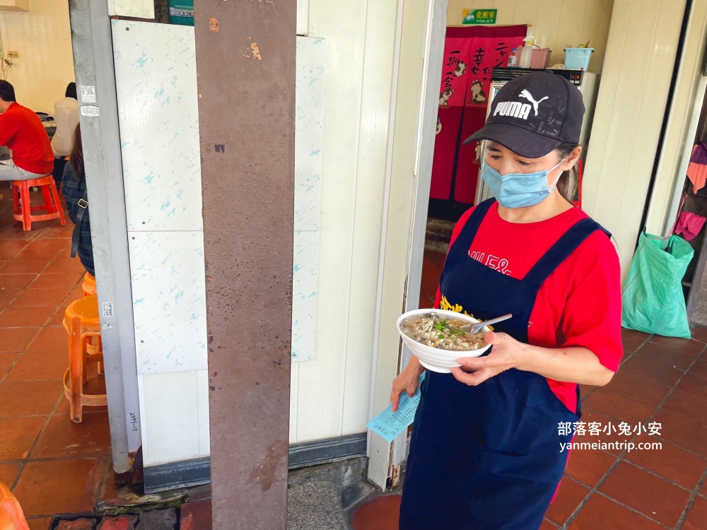 台南美食【阿堂鹹粥】中西區好吃的綜合虱目魚粥