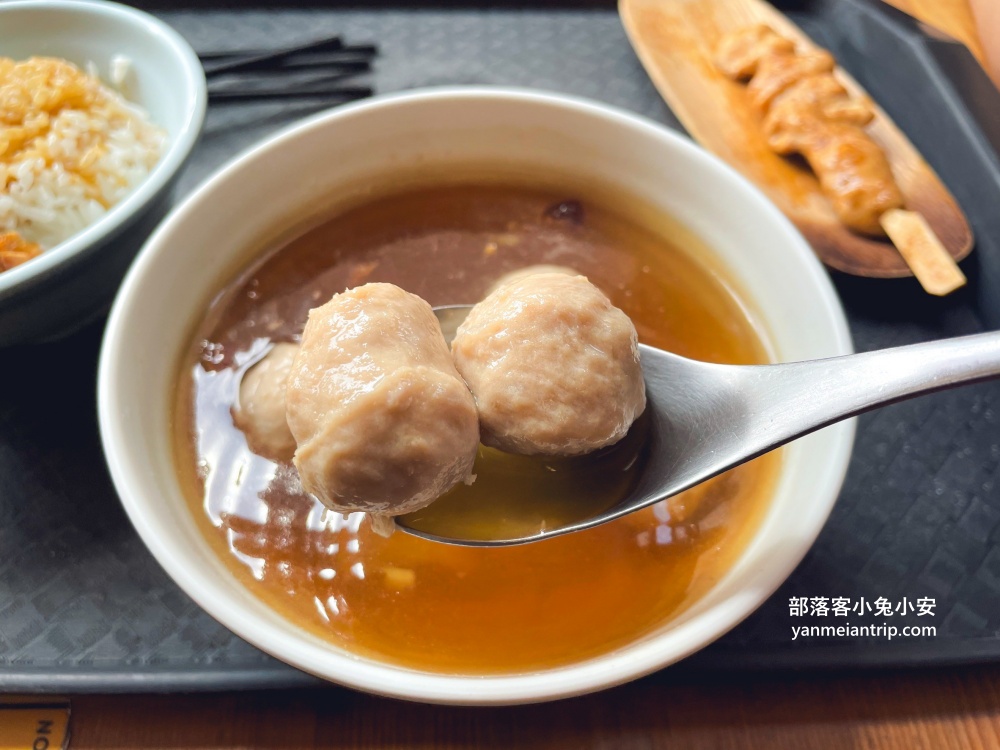 台南【鼎富發豬油拌飯】便宜又好吃的豬油拌飯小吃店(菜單&環境)