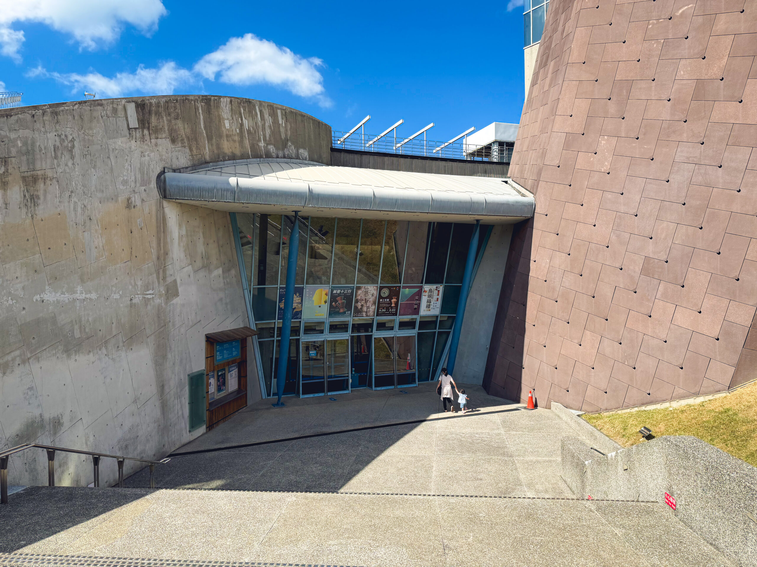 八里左岸騎腳踏車一日遊懶人包，吃美食、八里景點看風景全攻略