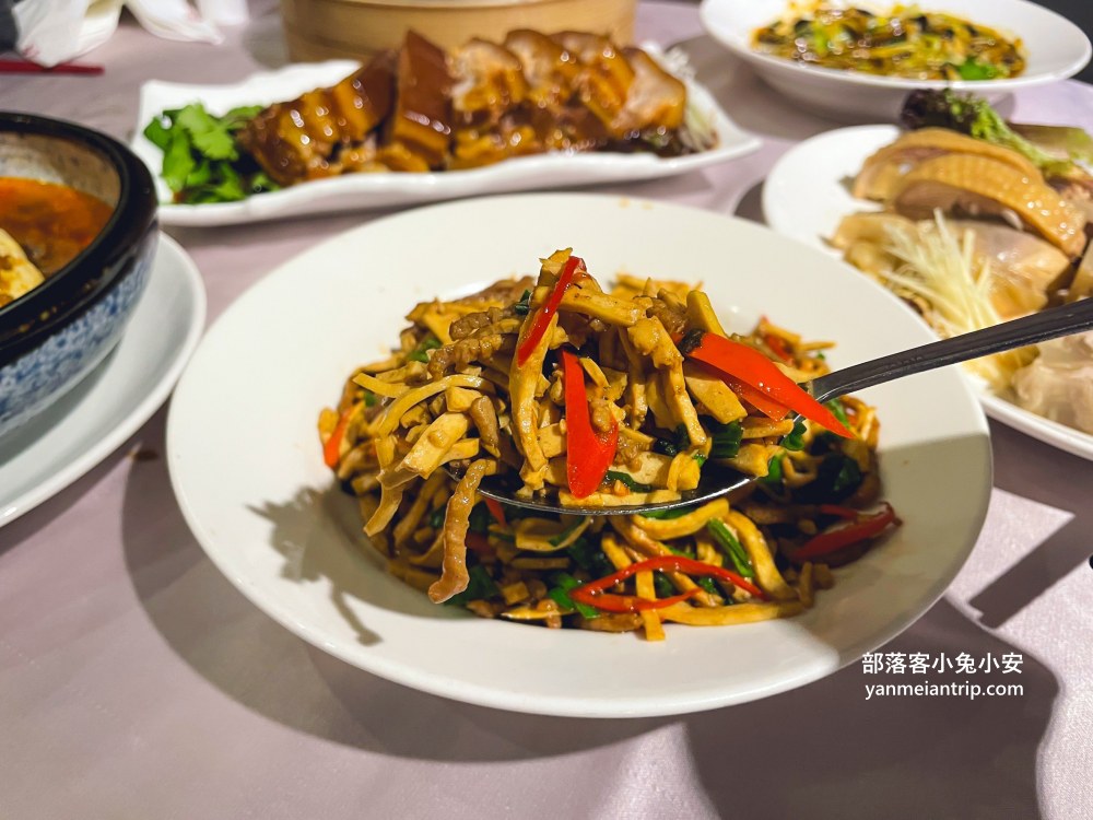 【忠孝新生美食推薦】上海鄉村濟南店，傳承40年的老字號上海江浙菜館，經典道地、滋味不變！