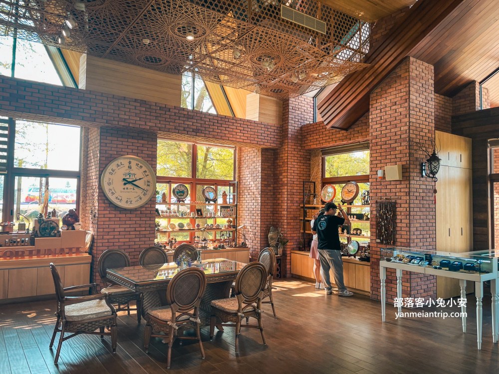 新竹【世界幸福咖啡總店】擁有迷人的湖景與綠意盎然的林景