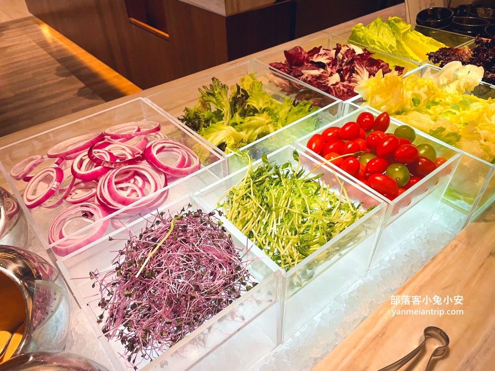 【實測】MJ Kitchen Buffet 海鮮吃到飽｜國泰萬怡自助餐值回票價嗎？