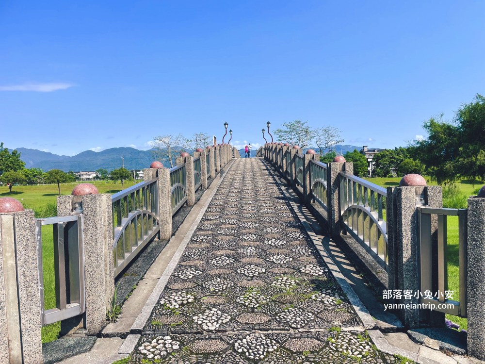安農溪分洪堰自然生態園區，朝向溪流的步道，來回半小時輕鬆走完。