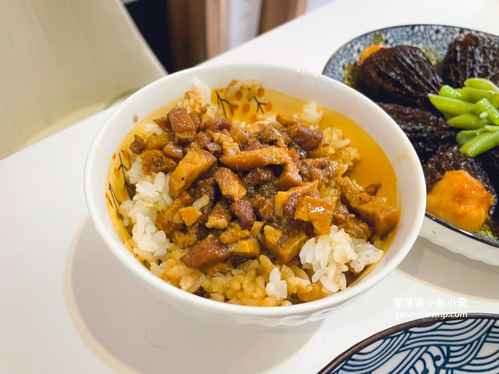 宅配美食推薦｜松柏軒景觀餐廳/松緣會館手作網油肉捲，人氣滷肉燥＋鍋燒鮑汁百花羊肚菌，送禮自用都超體面！