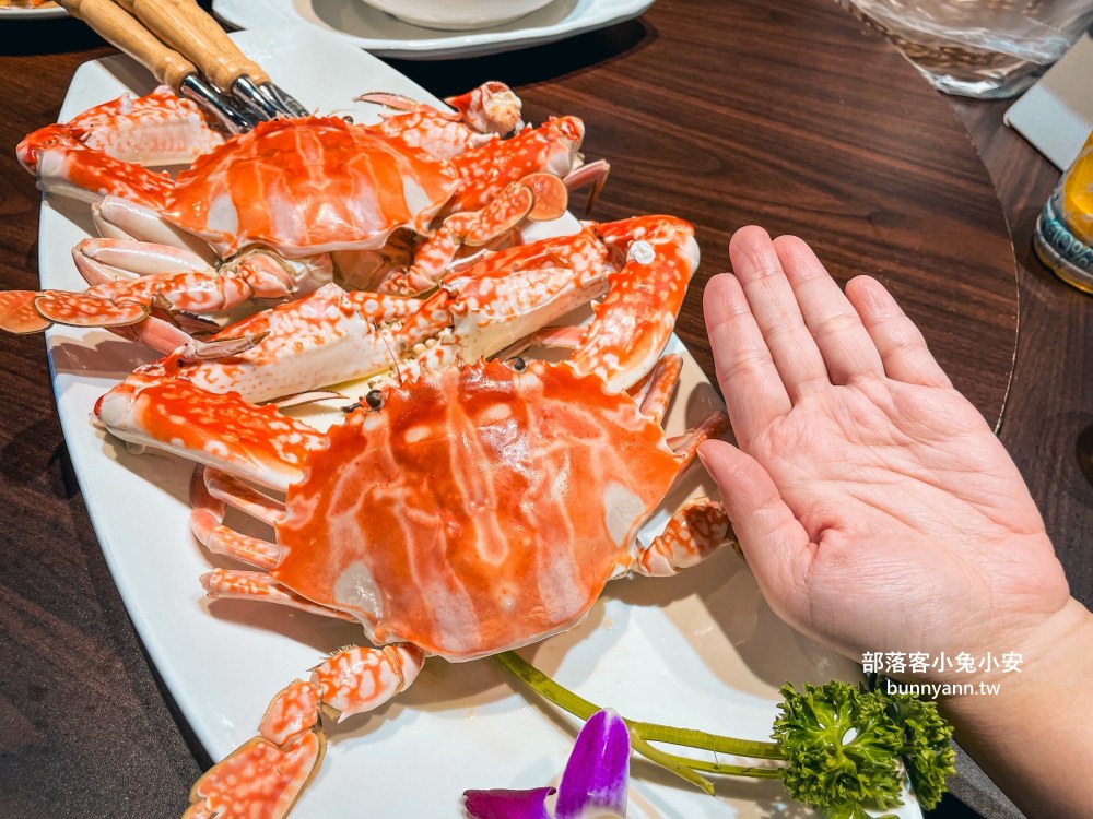 新北【漁山自家漁船平價海鮮】谷歌4.9顆星的評價很高的海鮮餐廳