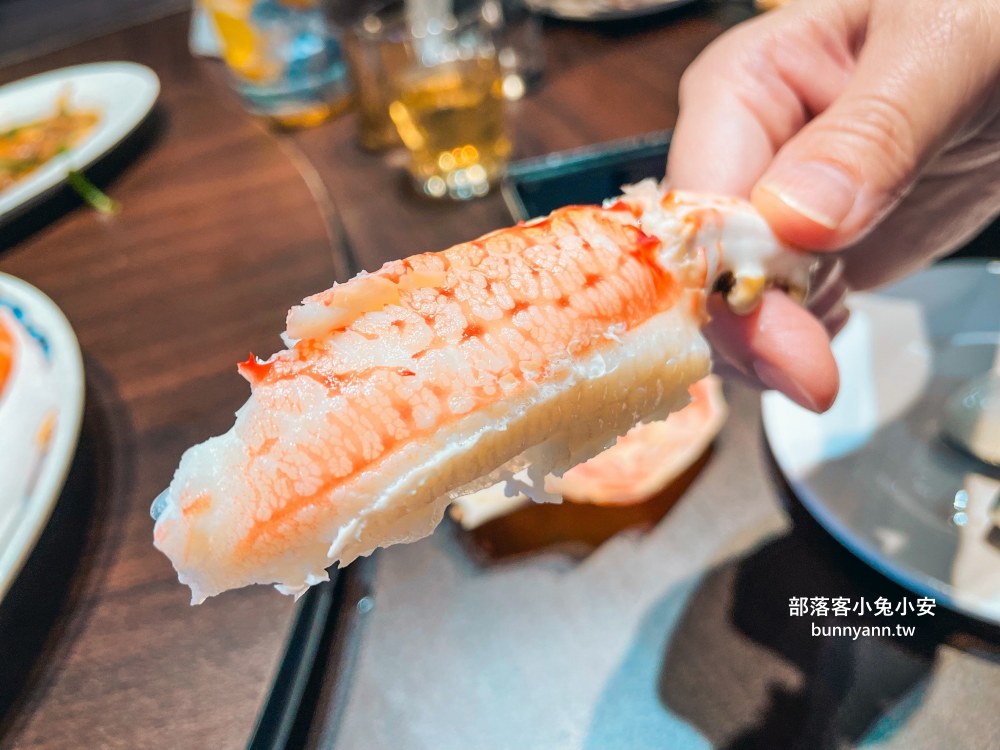 新北【漁山自家漁船平價海鮮】谷歌4.9顆星的評價很高的海鮮餐廳