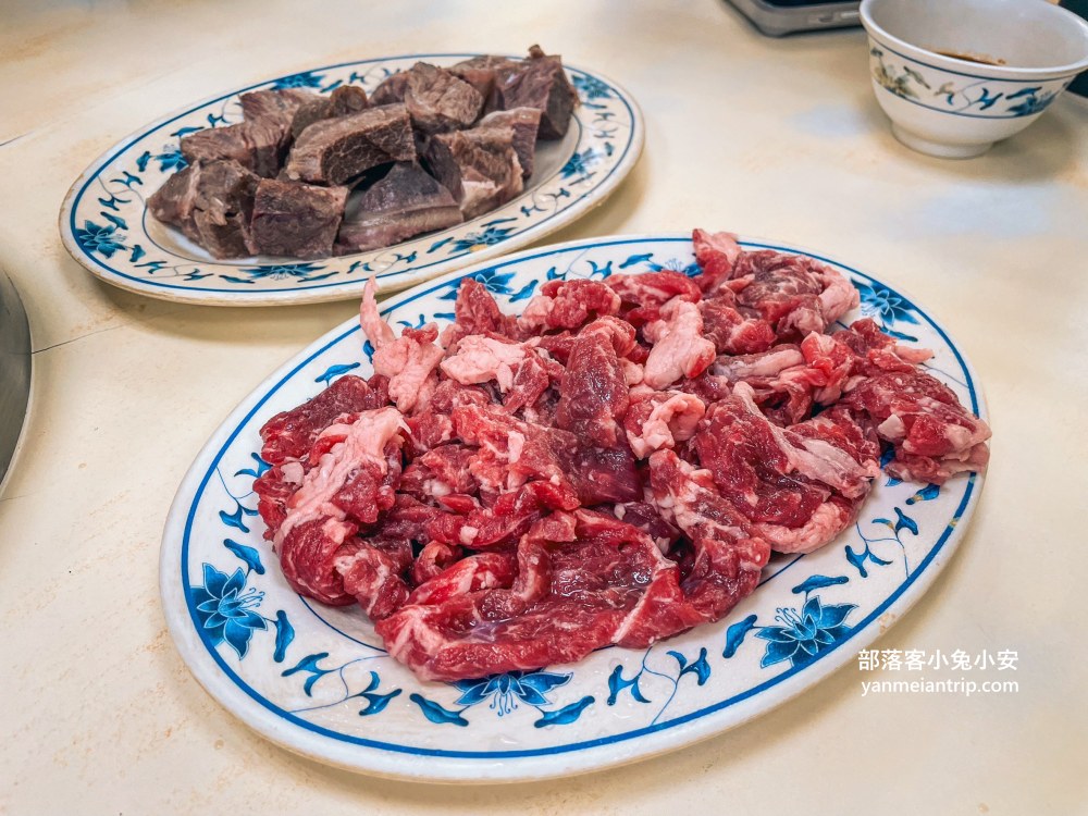 新店美食【阿輝牛肉爐】大坪林捷運站旁的平價牛肉火鍋店