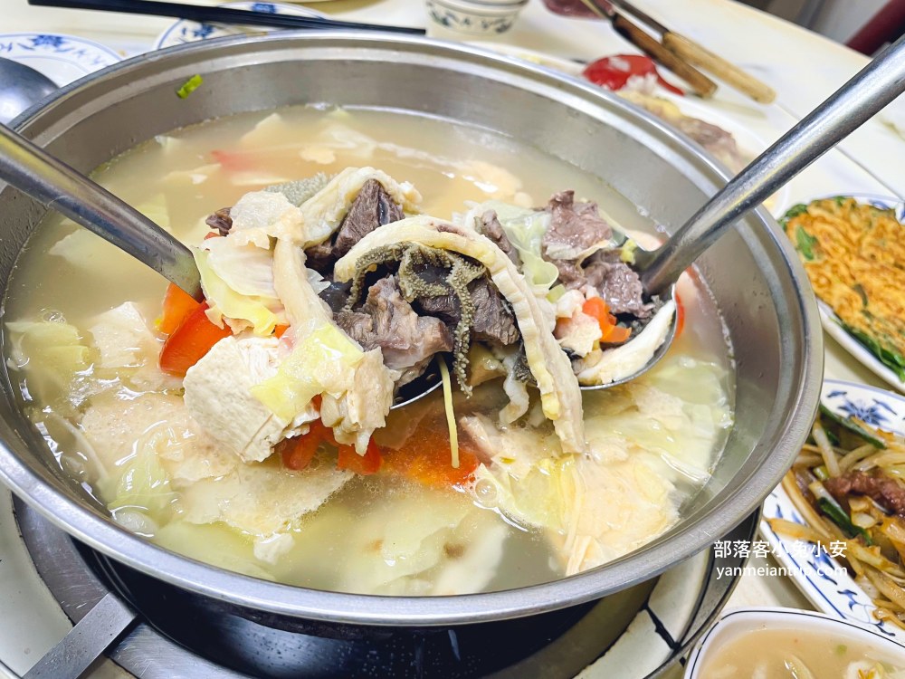 新店美食【阿輝牛肉爐】大坪林捷運站旁的平價牛肉火鍋店