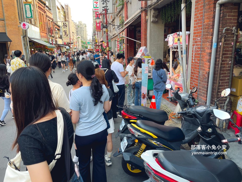 迪化街排隊美食「魷布院鮮烤魷魚」，遠遠就聞到烤魷魚的香氣