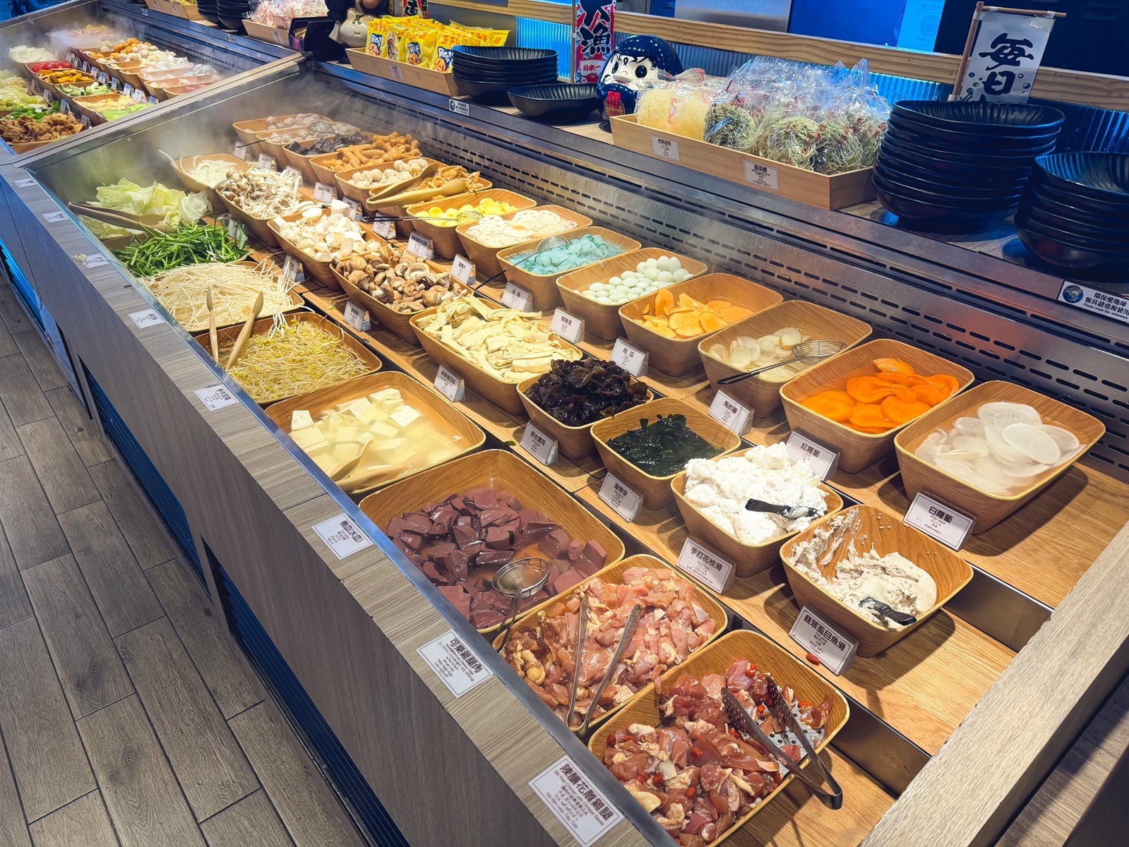 基隆市區【涮樂和牛鍋物】位於熱鬧街區的高CP值火鍋店
