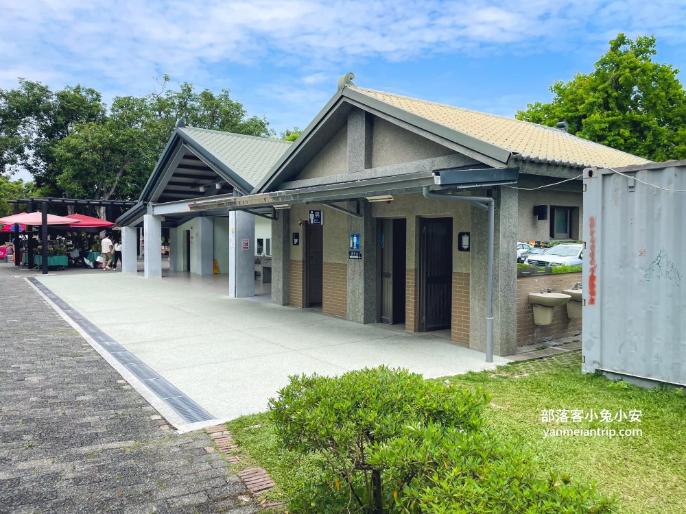 雲林【古坑綠色隧道】24小時開放的自行車道，市集、小吃、樂園每樣都好玩!