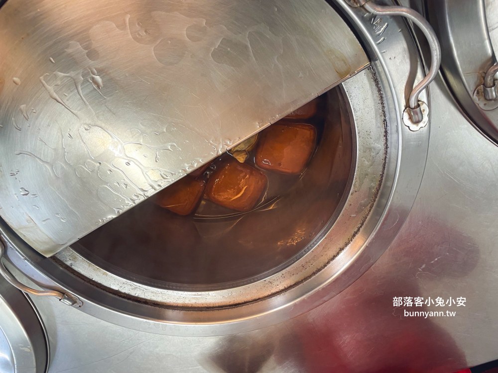 雲林【大同醬油黑金釀造館】免費的觀光工廠，醬油、茶葉蛋和豆乾每樣都美味！