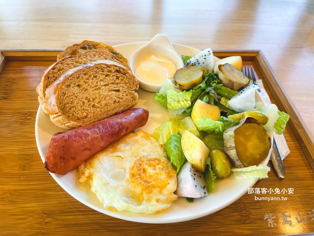 苗栗【紫鳶山城覓境莊園】能發現唯美的竹林步道、苗栗版抹茶山和歐洲小屋等豐富元素