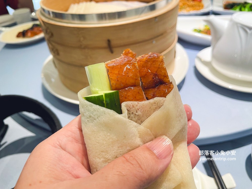 台北中山區美食「長春亰華海鮮餐廳」烤鴨老字號名店，合菜料理也很頂級